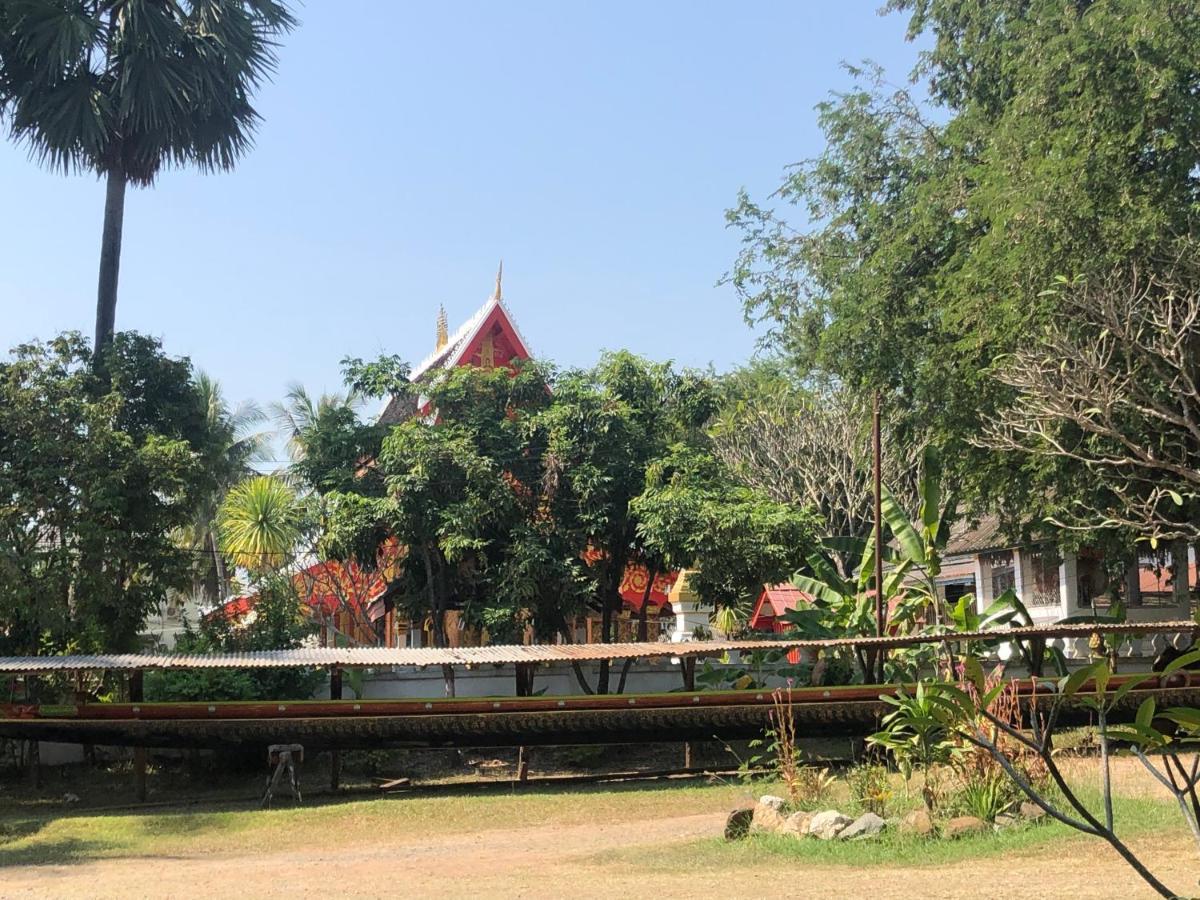 On The Mekong Resort Luang Prabang Exterior foto